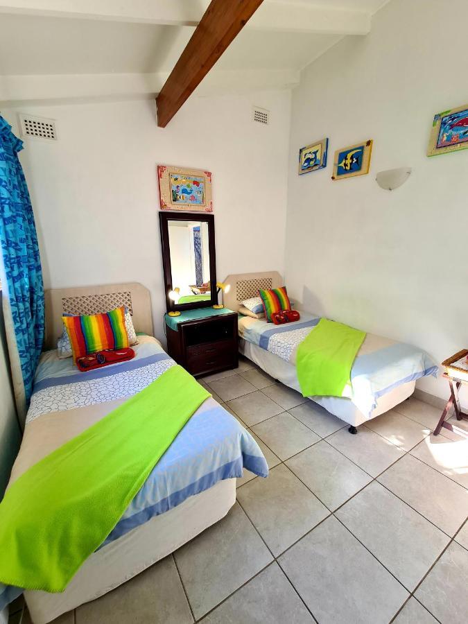 Ruby Sands Exclusive Holiday Home บัลลิโต ภายนอก รูปภาพ