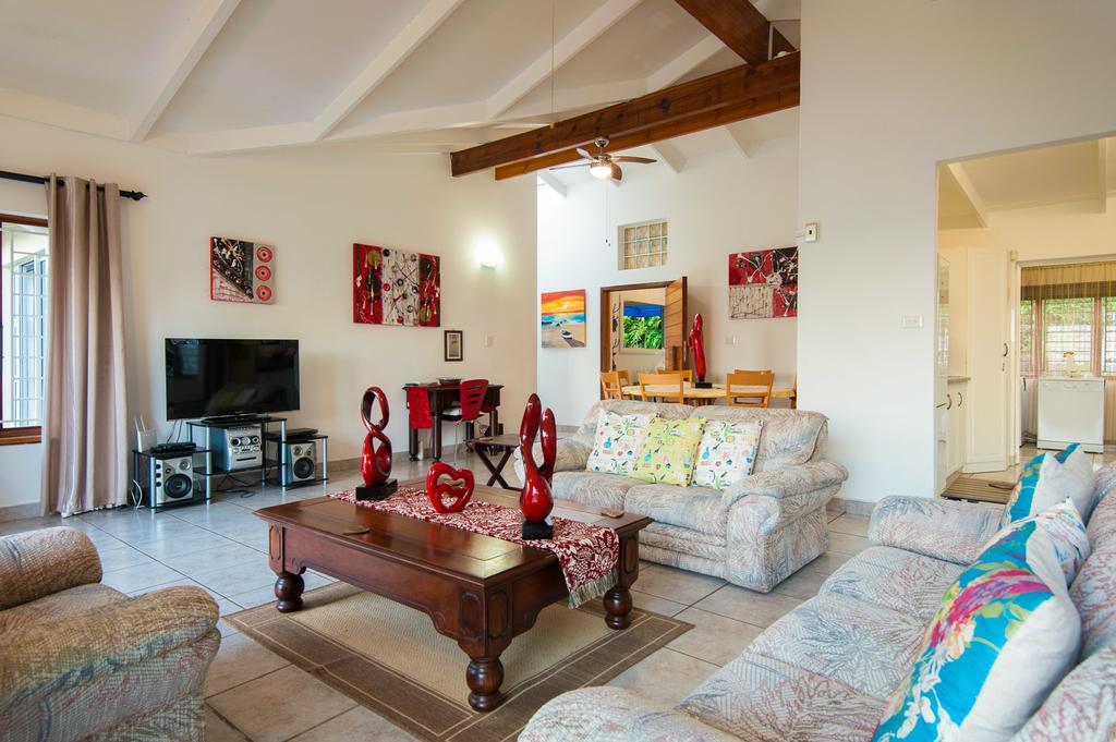 Ruby Sands Exclusive Holiday Home บัลลิโต ภายนอก รูปภาพ